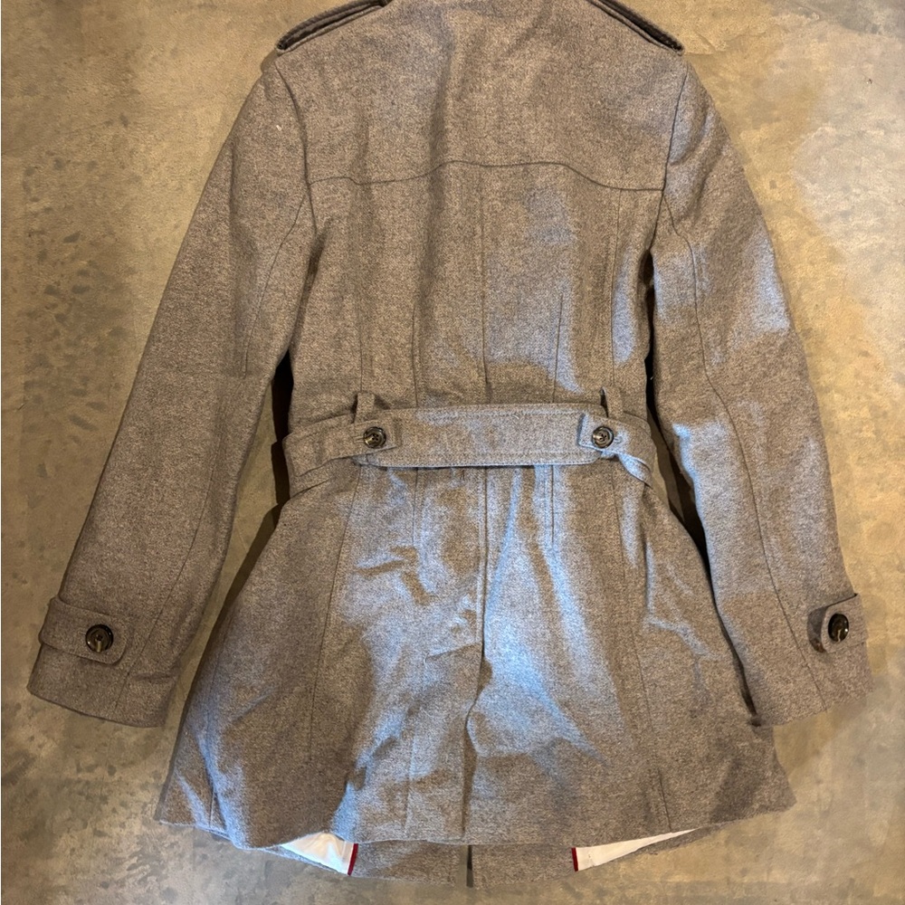 Banana Republic Gray Trench Coat with Belted Style and Wide Collar - Picture 4 of 4